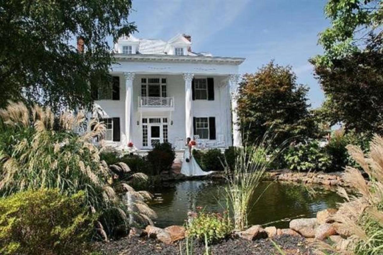 Winridge Manor Bed And Breakfast Madison Heights Kültér fotó